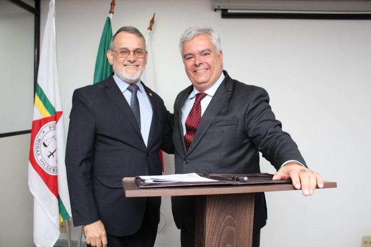 EJEF e AML celebram continuidade do projeto “Vozes Poéticas de Minas”