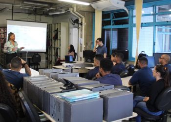 DIRGED promove roda de conversa sobre respeito e empatia