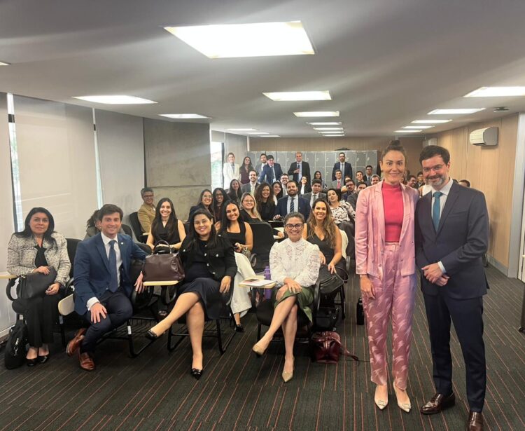 Cursos de Formação Inicial têm, pela primeira vez, módulo sobre Direito Animal