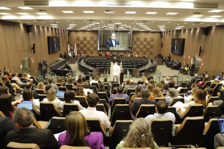 EJEF realiza ciclo de palestras sobre 10 anos do Código de Processo Civil