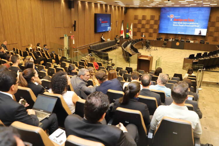EJEF promove seminário Justiça em Foco sobre Direito Penal e Processual Penal
