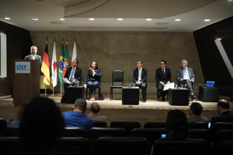 EJEF promove curso presencial sobre reforma do Código Civil com especialistas estrangeiros