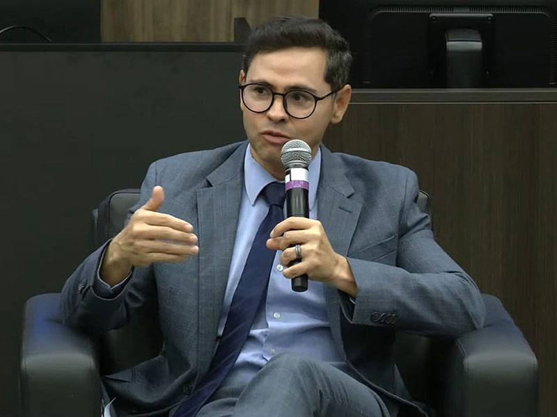 Desembargador Enéias Xavier apresenta a proposta e a dinâmica dos encontros do “Café com Penal”
