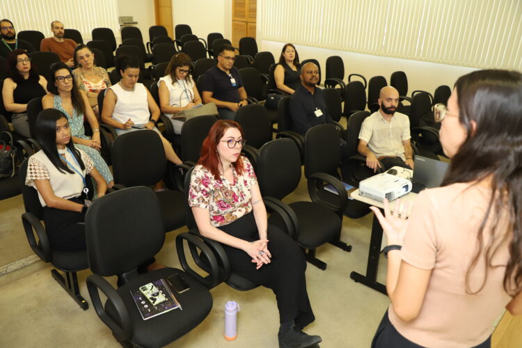 Reunião entre TJMG e administração pública promove intercâmbio de conhecimentos sobre preservação digital e RDC-Arq